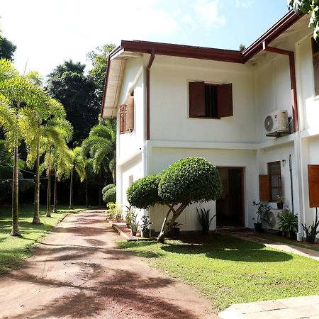Green Edge Villa Hikkaduwa Buitenkant foto