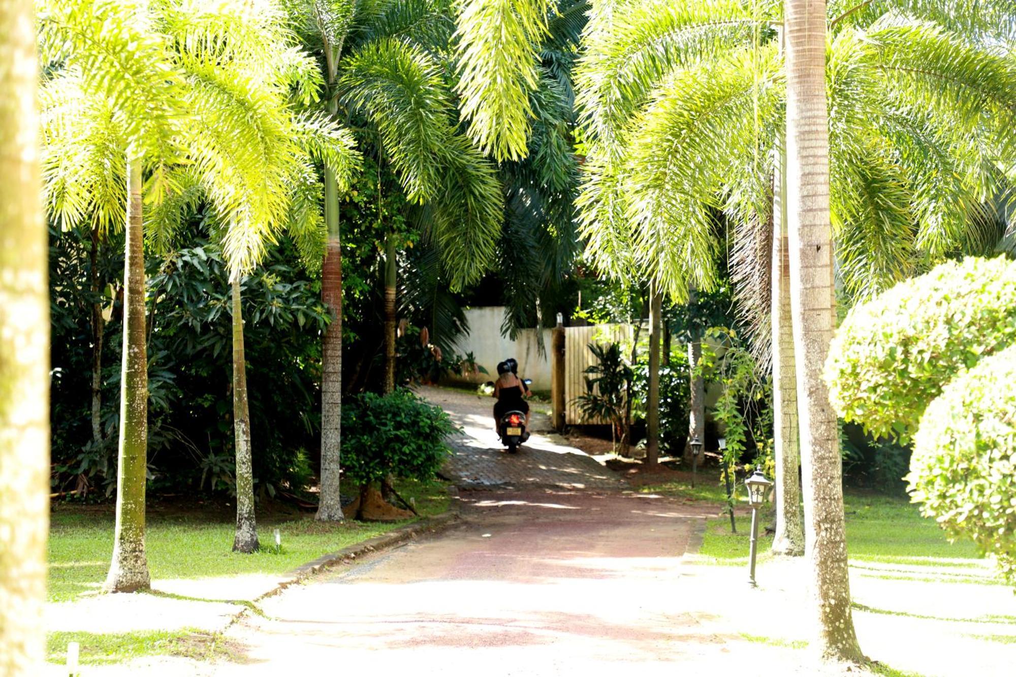 Green Edge Villa Hikkaduwa Buitenkant foto