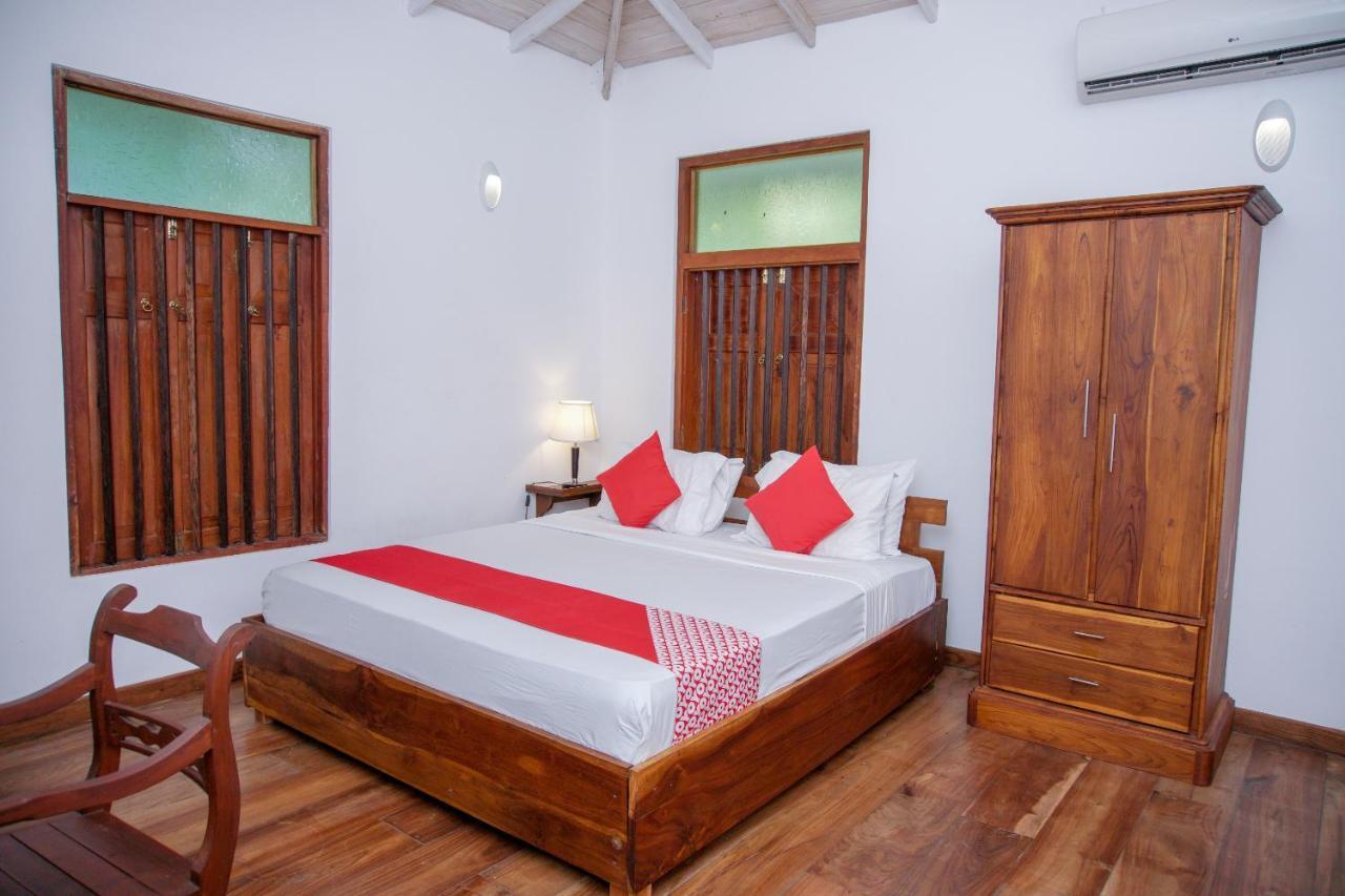 Green Edge Villa Hikkaduwa Buitenkant foto