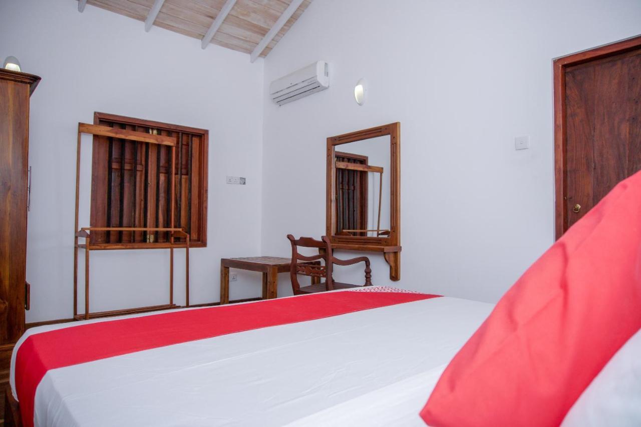 Green Edge Villa Hikkaduwa Buitenkant foto